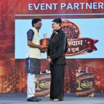 श्री खाटूश्याम ज्योतिष दुर्ग के ज्योतिषाचार्य पंडित संदीप शास्त्री का बॉलीवुड अभिनेत्री सुष्मिता सेन ने किया सम्मान.