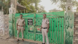 मनगटा युवती मौत मामले में पुलिस ने बड़ी कार्रवाई करते हुए तीन आरोपियों को किया गिरफ्तार, आरोपियों ने युवती को जबरन शराब पिलाकर उसके साथ किया दुष्कर्म.